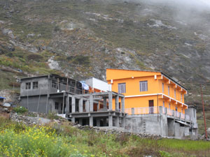 Badrinath Ashram construction October 5, 2016 - 3 (click image to enlarge)