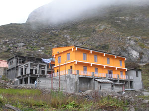 Badrinath Ashram construction October 5, 2016 - 2 (click image to enlarge)